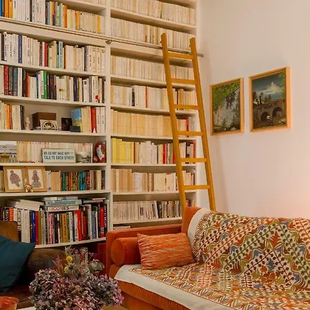 Veeve - The Library Appartamento *